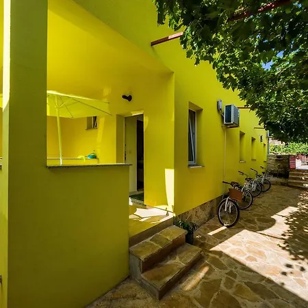 Ulica Rijecka Apartment